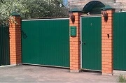 Кирпичные столбы для навесных ворот Кирпичные столбы для навесных ворот